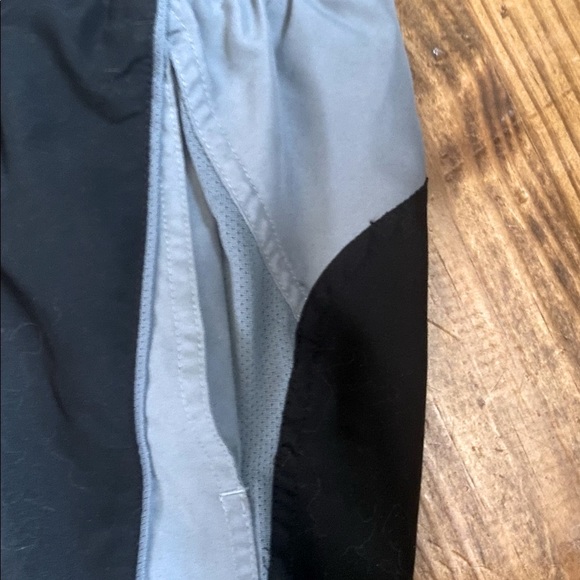 Nike Men’s Swim Trunks - Picture 3 of 7